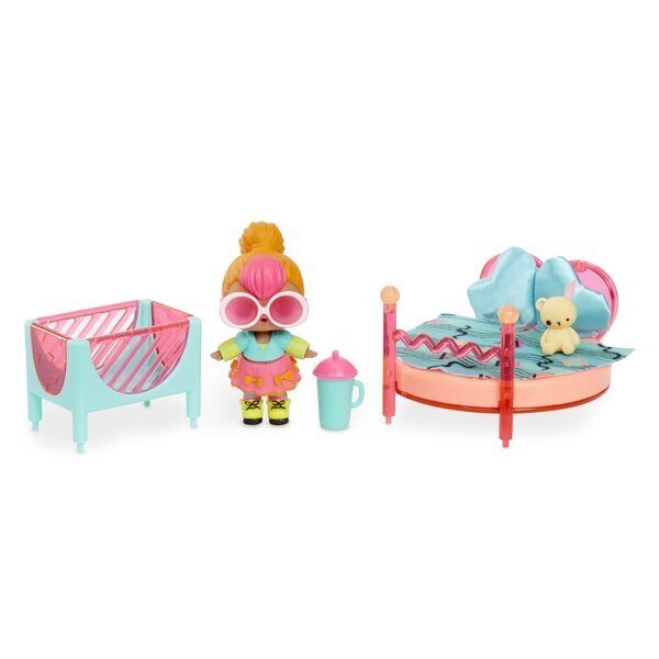 Набор Lol Furniture с куклой Neon Q T и мебелью