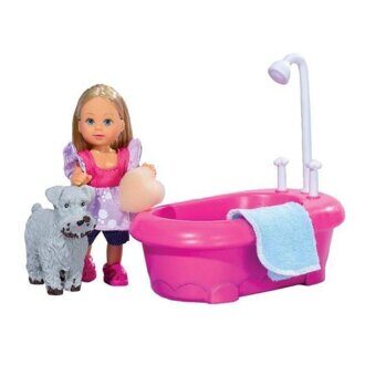 Кукла Steffi Эви с собачкой в ванной комнате